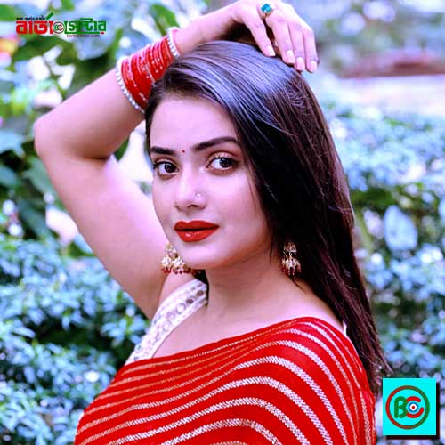 Jennifer Eniston bilan erotik sahnalarni tomosha qiling.